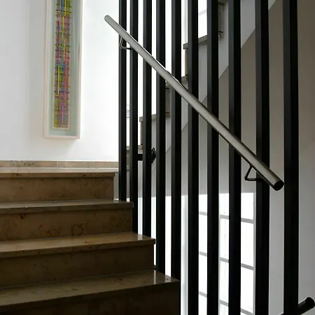 Burns Apartment Dusseldorf