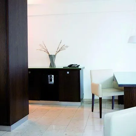 Burns Apartment *